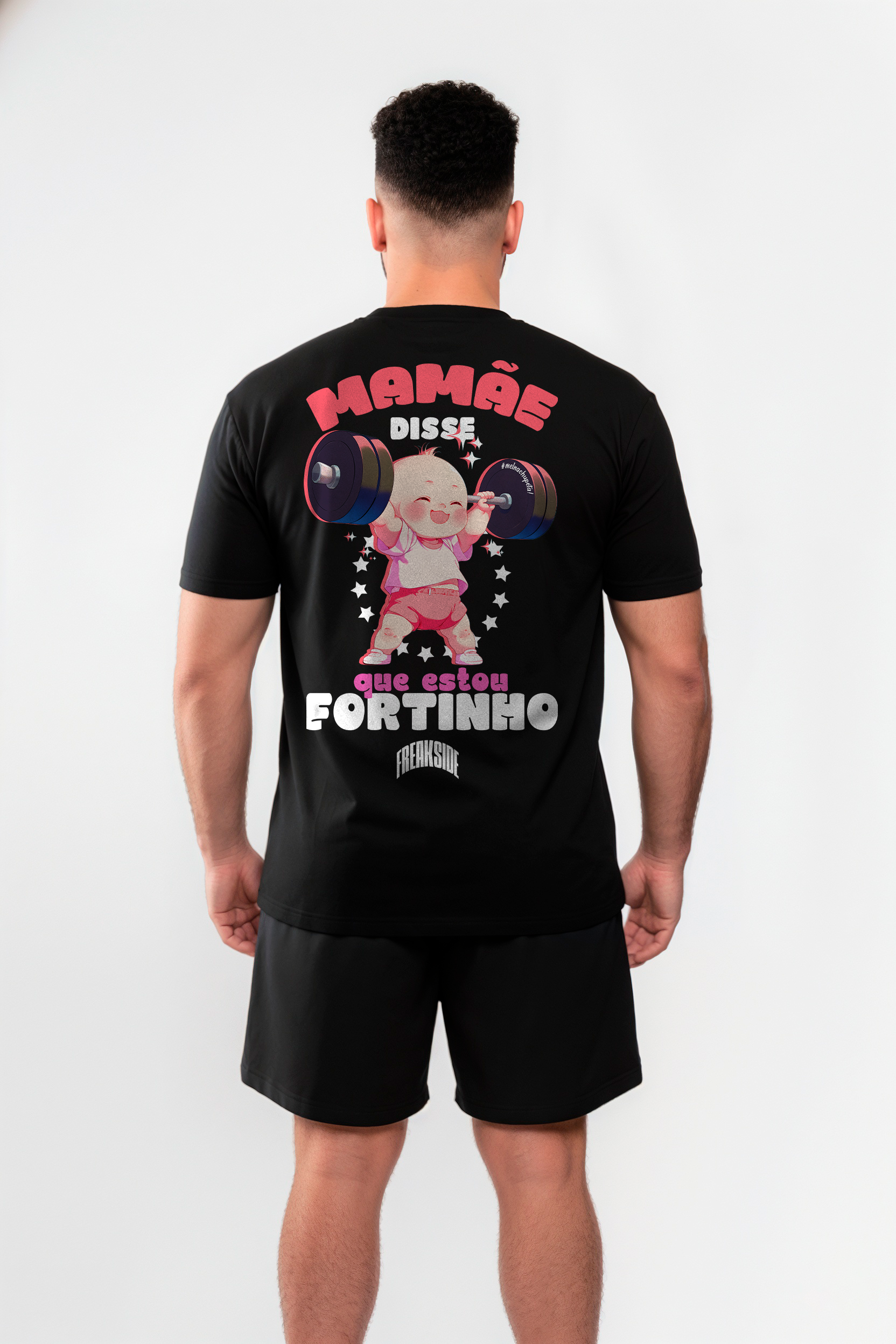 Camiseta "Mamãe Disse Que Estou Fortinho" Freakside™
