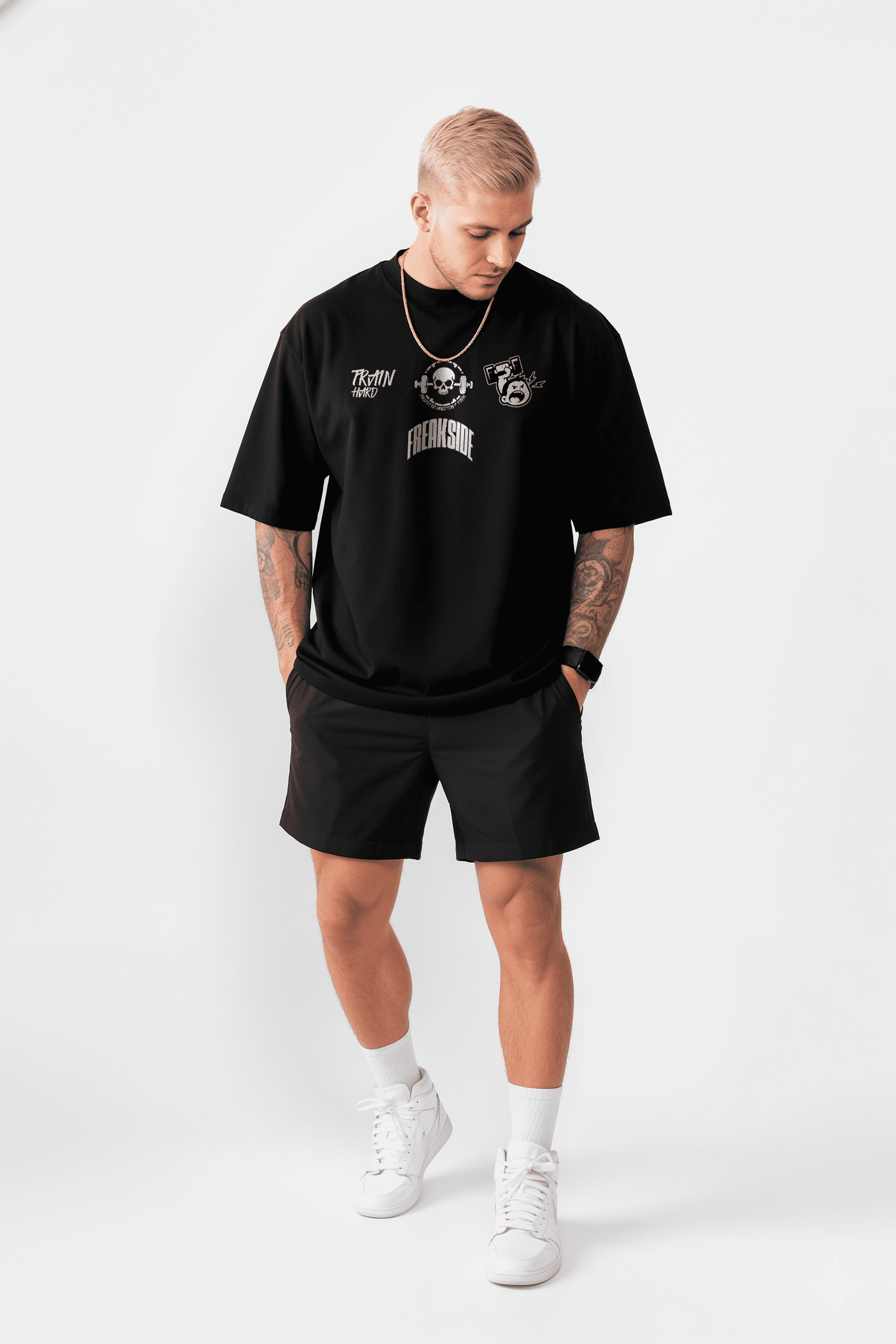 Camiseta Oversized "Treino Fofo Kills" Freakside™