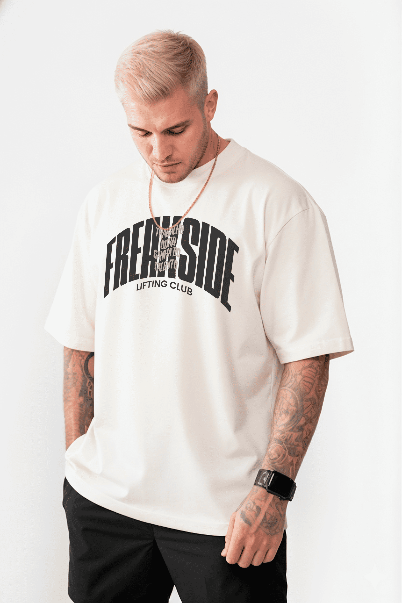Camiseta Oversized "Trabalho duro ganha do talento" Freakside